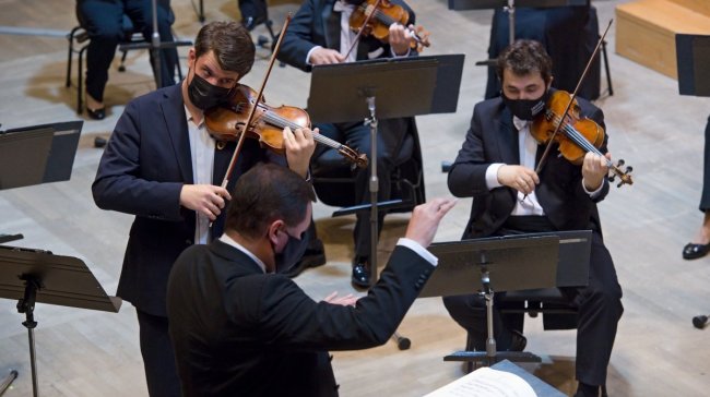 Smyčce v hlavní roli Moravské filharmonie, pusťte si je on-line!