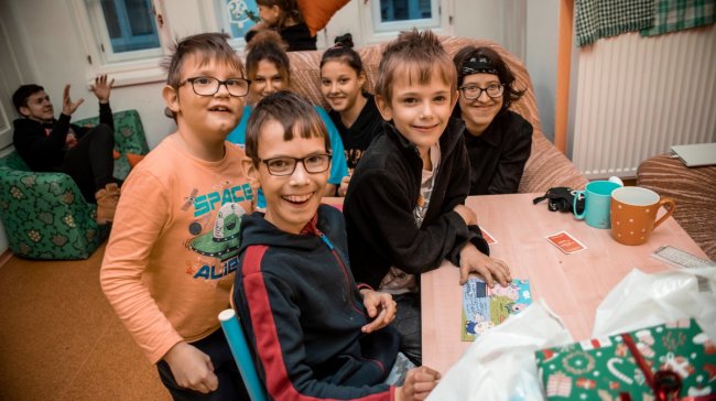 Brave Bear vytvořil krásné Vánoce dětem z dětských domovů