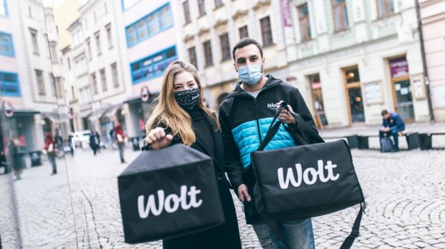 Jak vypadá den kurýra Wolt? Prozkoumaly jsme ho!