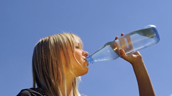 Pitný režim: Zapomeňte na kávu i alkohol