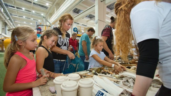 Noc vědců – aneb oblíbená vědecká party pro celou rodinu je zpět