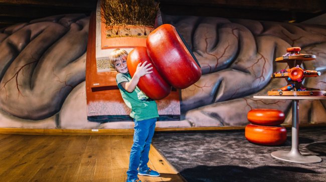 Víte, že si neurony umí povídat? Zjistěte víc v rámci akce Týden mozku!