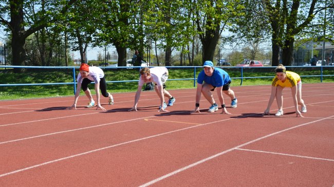 Na startu půlmaratonu se objeví i herci z Moravského divadla Olomouc