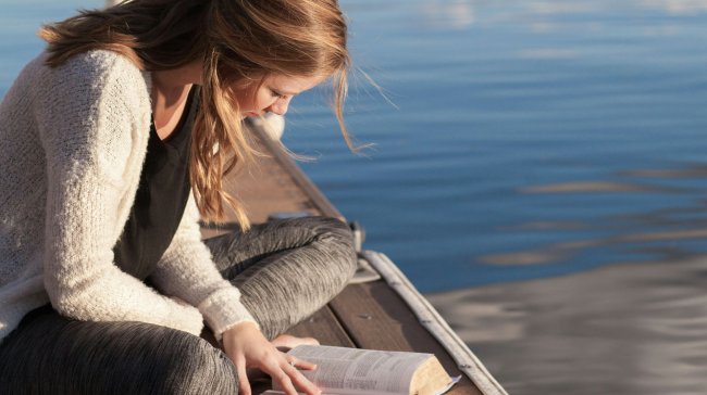 Jaké knížky přečíst, než skončí zima? Známe ty nejlepší pro děti i dospělé