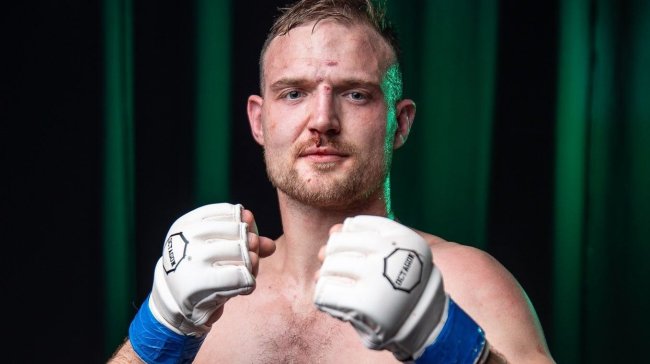 Petr Bartoněk: V kleci jsme jen dva. Všechno ostatní zmizí